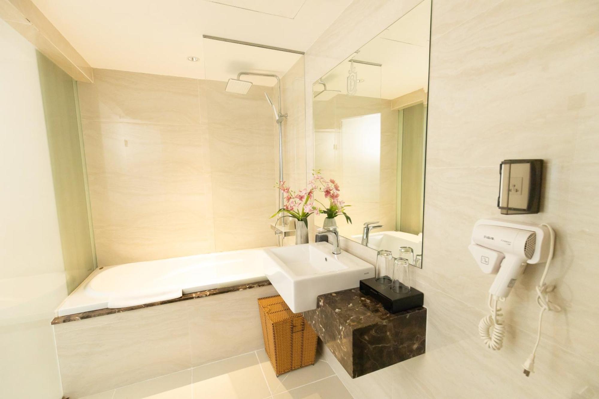 Nicecy Suite Hotel & Spa Bandar Ho Chi Minh Luaran gambar