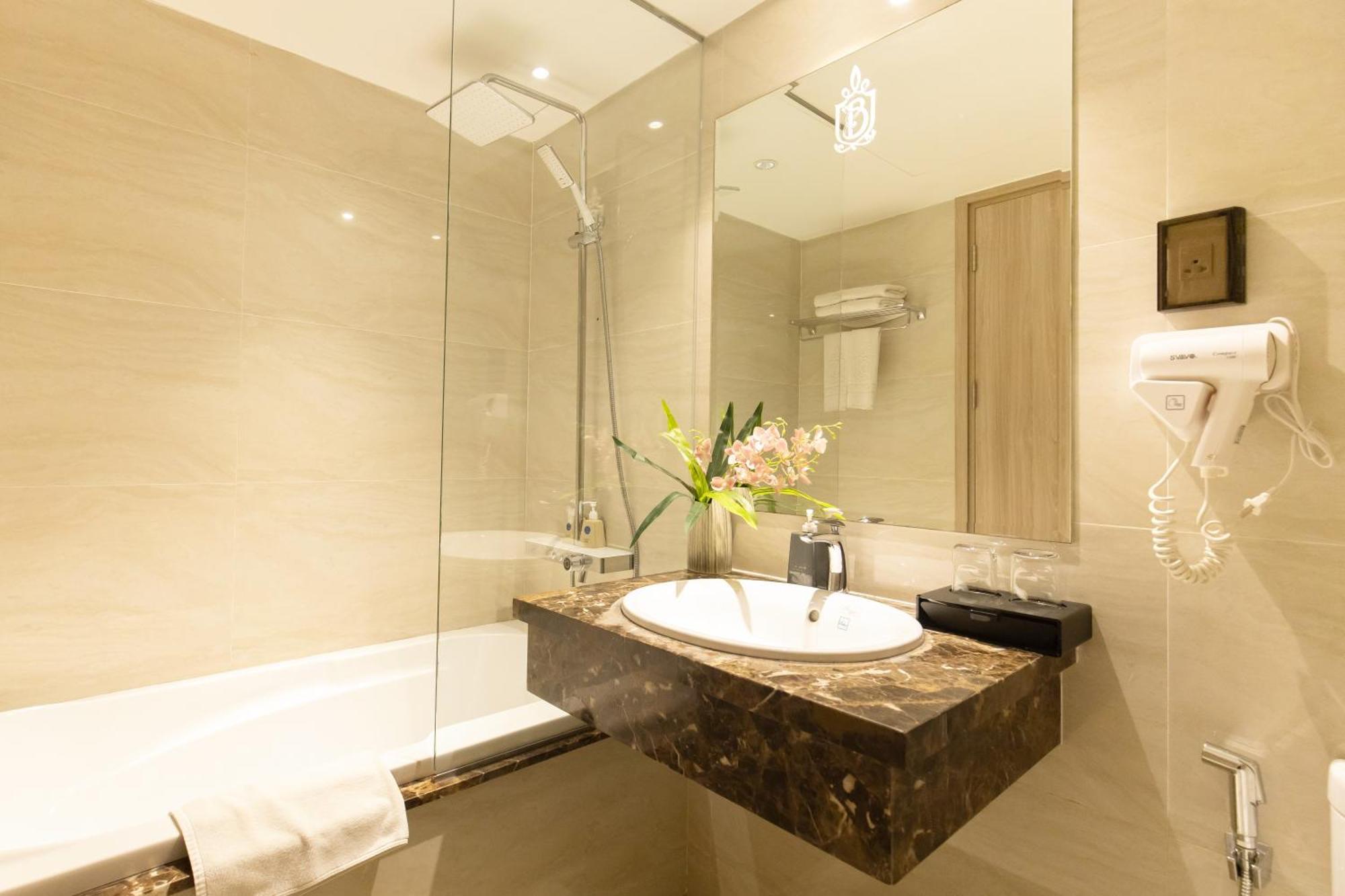 Nicecy Suite Hotel & Spa Bandar Ho Chi Minh Luaran gambar